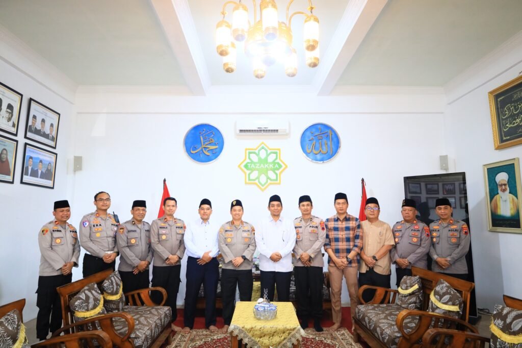 Kapolresta Batang Kunjungi Tazakka, Perkuat Silaturahmi dan Sinergi