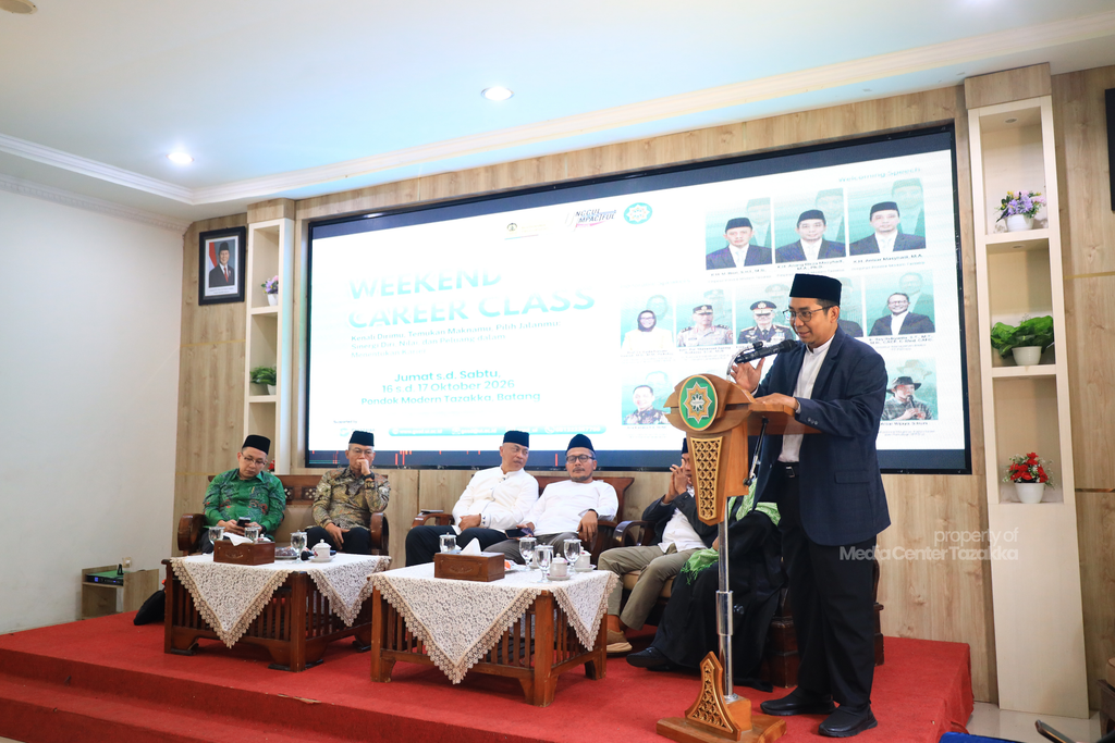 K.H. Anang Rikza Masyhadi, M.A., Ph.D.: Tazakka School of Leaders, Sekolahnya Calon Pemimpin