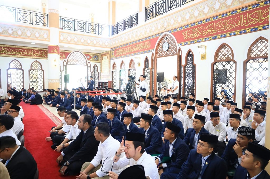 Santri Tazakka Ikuti Panel Diskusi Pasar Modal Bersama OJK dan Pelaku Industri Investasi